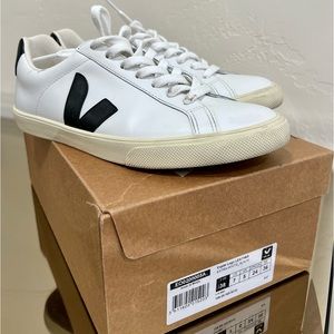 Veja shoes